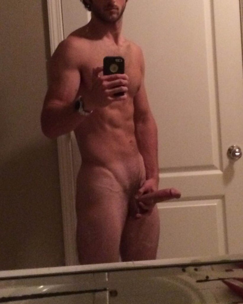 nude hunk in self shot